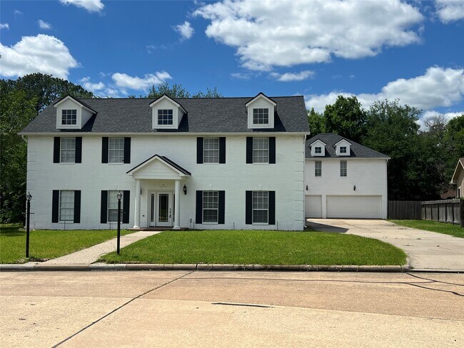 Foto del edificio - 16 Marietta Ct