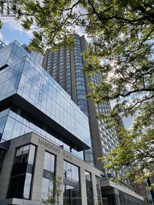 Building Photo - 155 Yorkville Ave