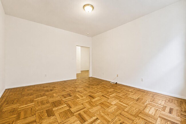 Foto del edificio - 1803 Riverside Dr
