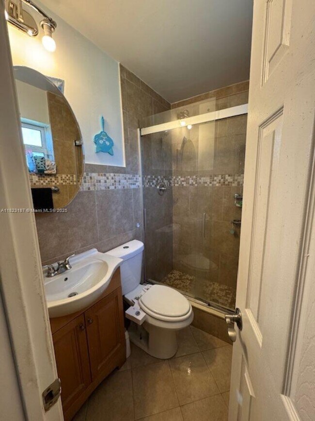 Foto del edificio - 2103 N 20th Ave