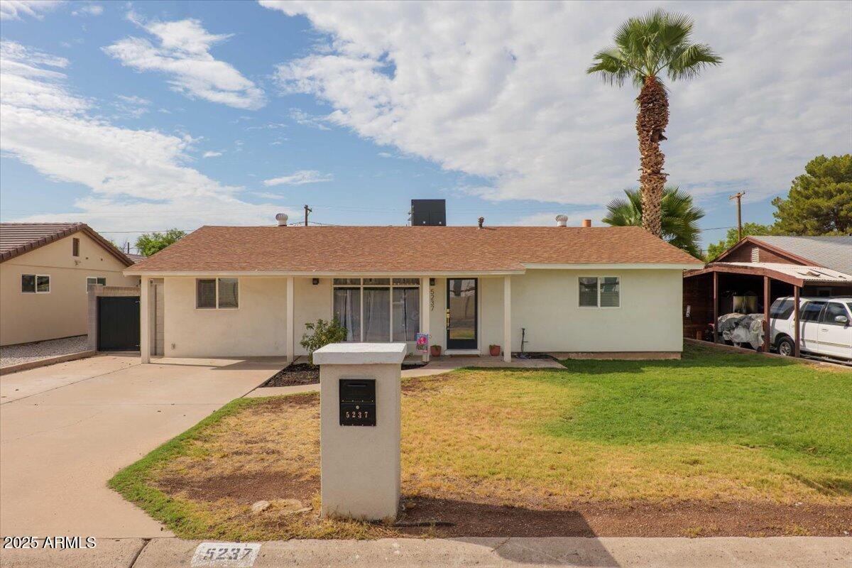 Primary Photo - 5237 E Windsor Ave