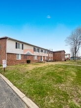 Building Photo - 35301 Michelle Dr