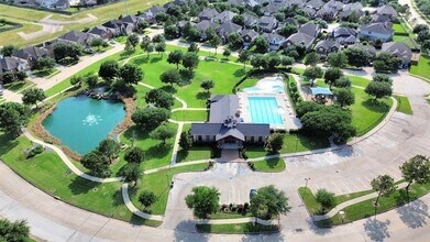 Building Photo - 6014 Starbrook Creek Dr