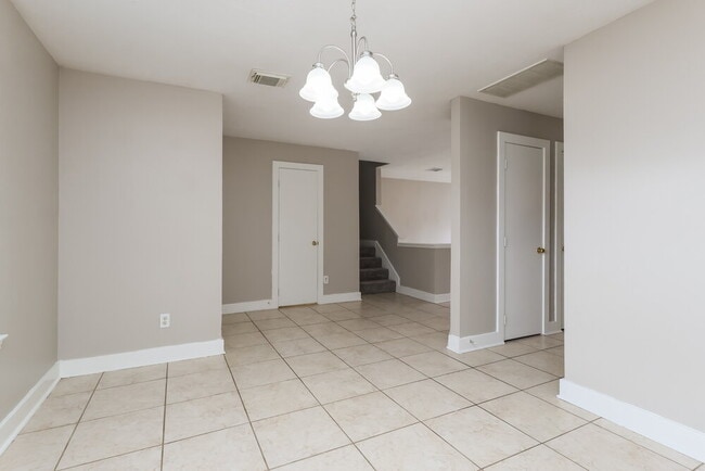 Building Photo - 10202 Farrell Dr