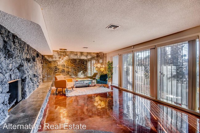 Foto del edificio - 4 br, 3.5 bath House - 1901 Beverly Way