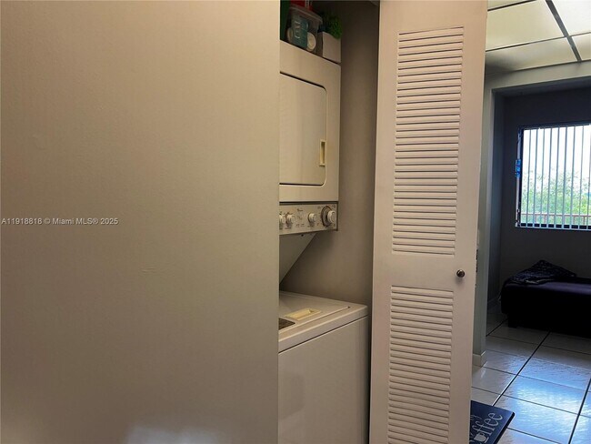 Building Photo - 7451 NW 16th St