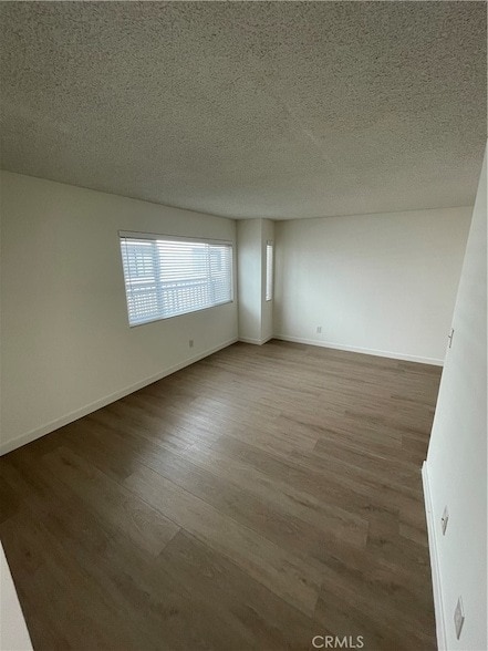 Foto del edificio - 621 N Kenwood St