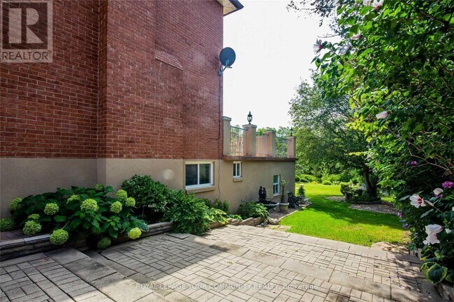 Building Photo - 19 Tannery Ct