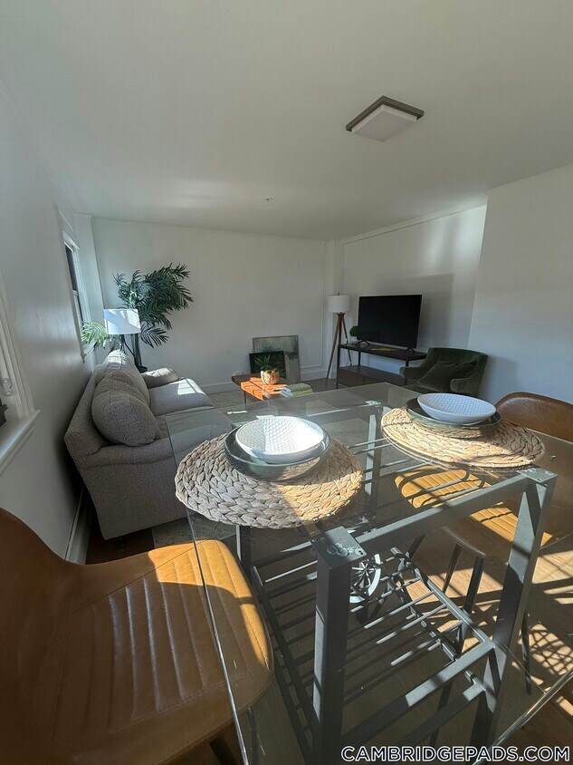 Foto principal - 1200 Massachusetts Ave