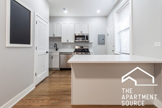 Photo - 3842 N Wilton Ave Apartment