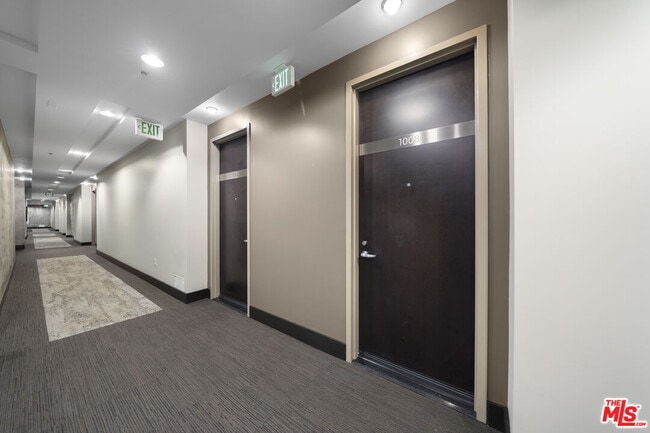 Building Photo - 1111 S Grand Ave