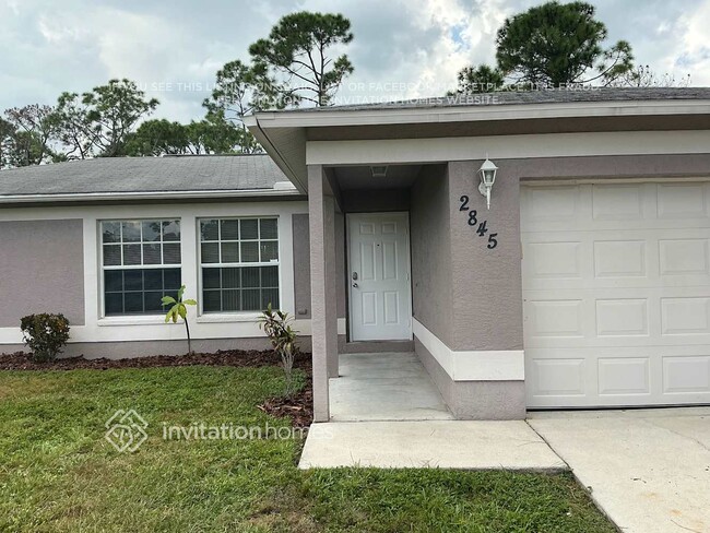 Building Photo - 2845 Dongola St