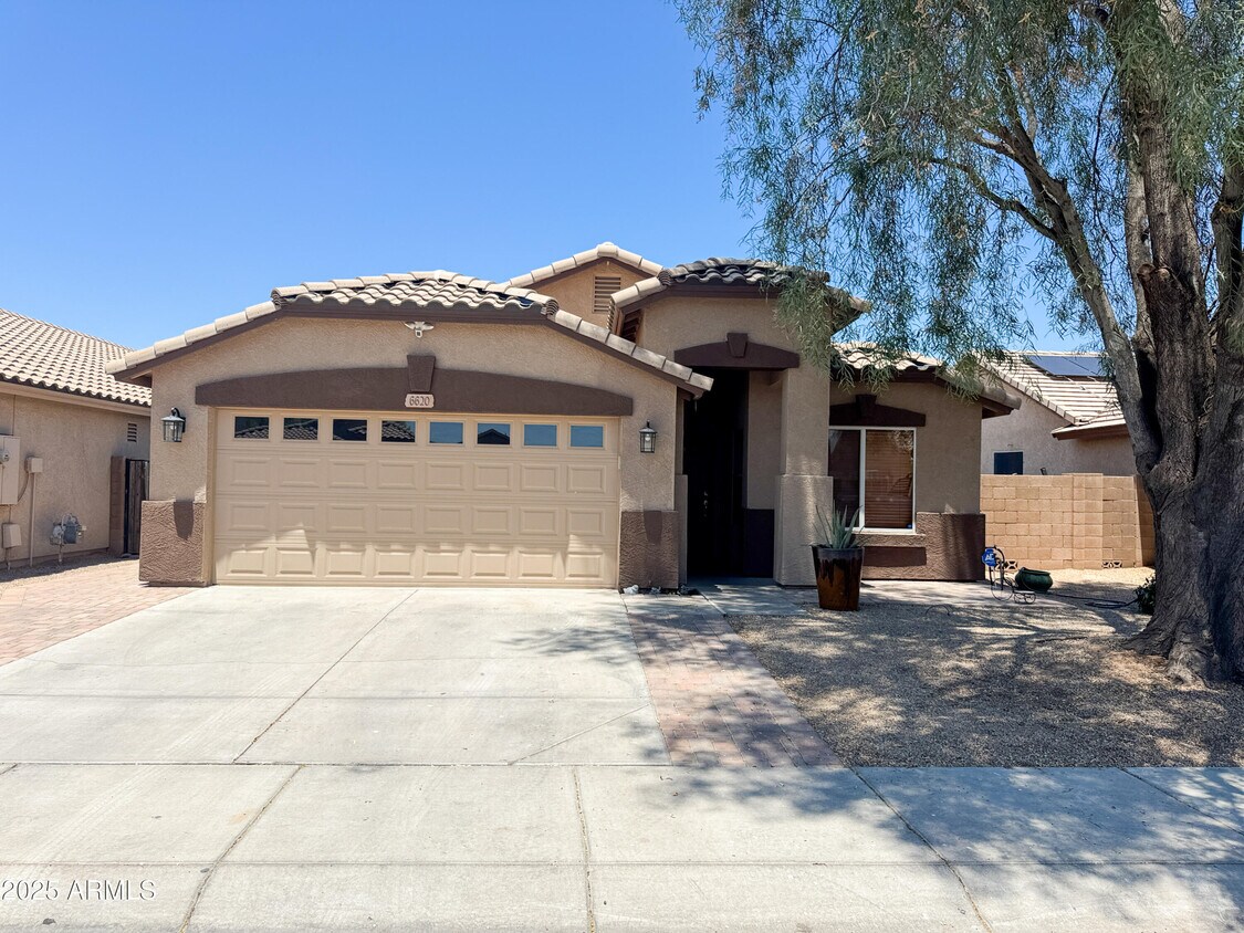 Foto principal - 6620 W Watkins St
