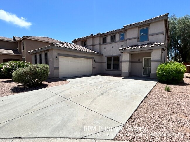 Building Photo - 3,000 + 5 Bed, 3.5 Downstairs Master w/Gat...
