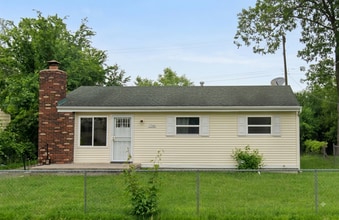 Building Photo - 1346 Flamingo Dr