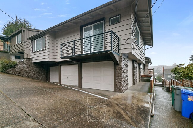 Building Photo - 1 Bed 1 Bath in Prime NW District!