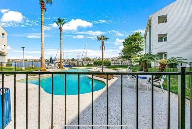 Foto del edificio - 1244 Harbor Dr