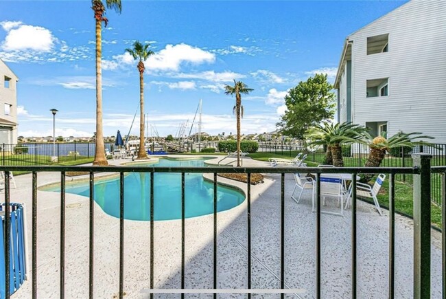 Building Photo - 1244 Harbor Dr