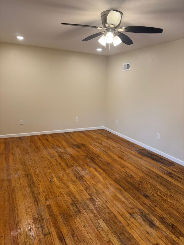 Foto del edificio - 7035 Quivira Rd