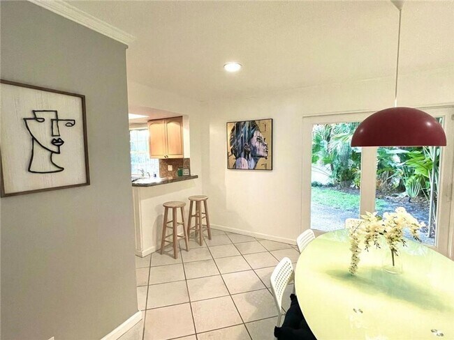 Foto del edificio - 619 Kensington Pl