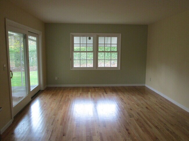 Foto del edificio - 3545 SW Boundary St