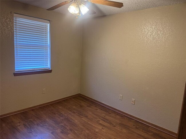 Foto del edificio - 1009 Lapwing Rd