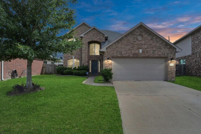 Foto del edificio - 2703 Lakecrest River Dr