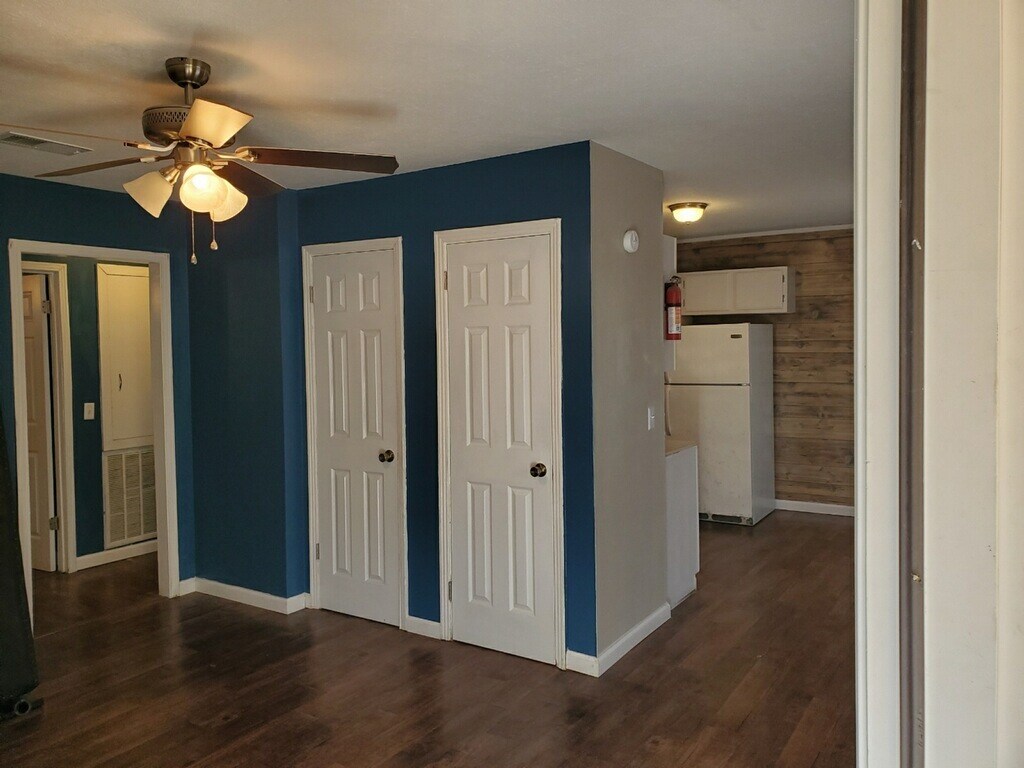 1025 6th Ave N, Columbus, MS 39701 Apartments in Columbus, MS