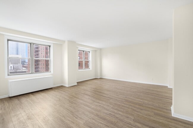 Photo - 225 St Pauls Ave Apartment