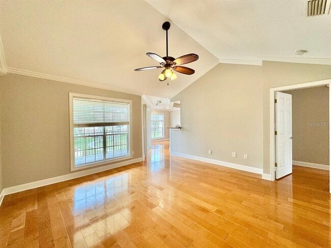 Foto del edificio - 8615 Mallard Reserve Dr