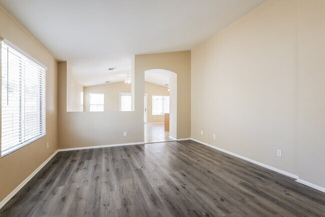 Foto del edificio - 9151 E Autumn Sage St
