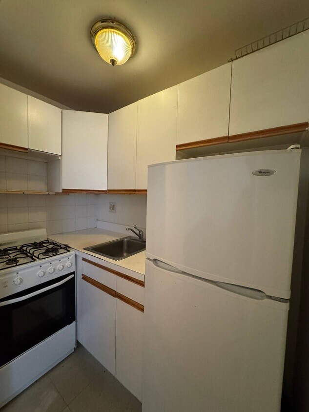 Foto principal - 215 Clinton Ave