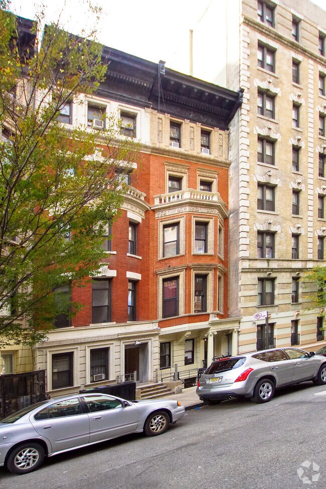 Building Photo - 310 W 109th St
