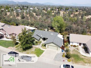 Building Photo - 1225 River Ridge Dr