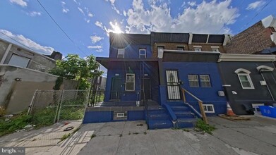 Building Photo - 3510 N Mascher St