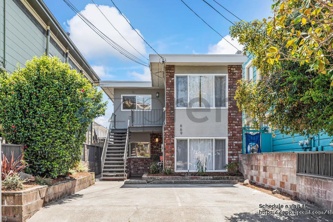 Primary Photo - 669 33rd St