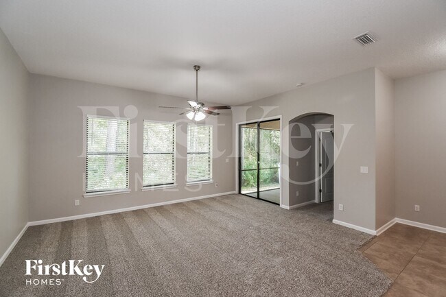 Foto del edificio - 13737 Devan Lee Dr N