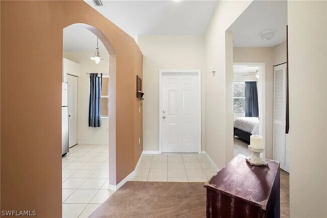 Foto del edificio - 6605 Huntington Lakes Cir