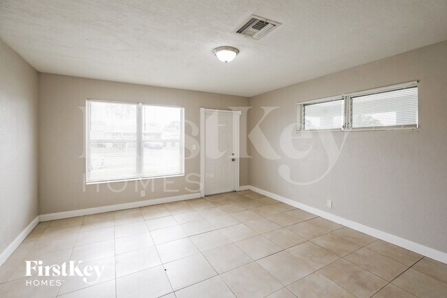 Foto del edificio - 3191 NW 5th St