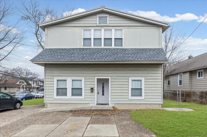 Photo - 127 East Pine Street - B