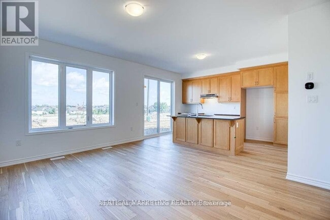 Building Photo - 47 Routley St