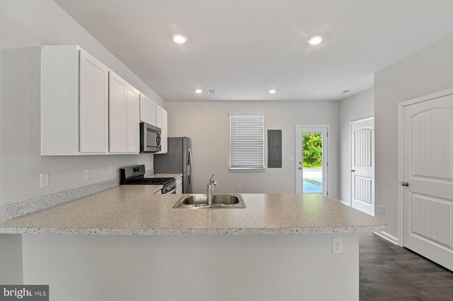 Building Photo - 23 Huckleberry Dr