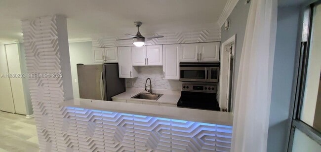 Building Photo - 2621 Grant St