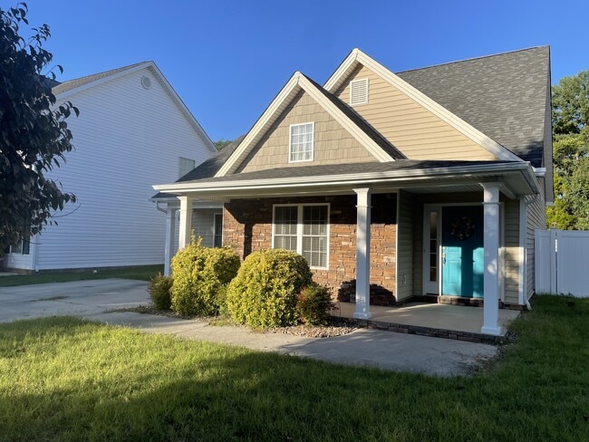 Building Photo - 509 Capstone Dr
