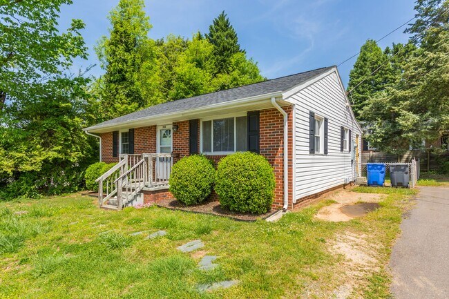 Foto del edificio - Adorable home in Kernersville!