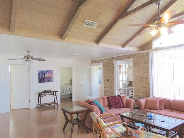 Foto del edificio - 241 Mount Pisgah Dr