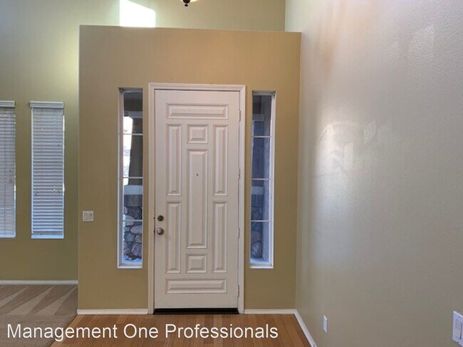 Building Photo - 5 br, 3.5 bath House - 29675 Ski Ranch St