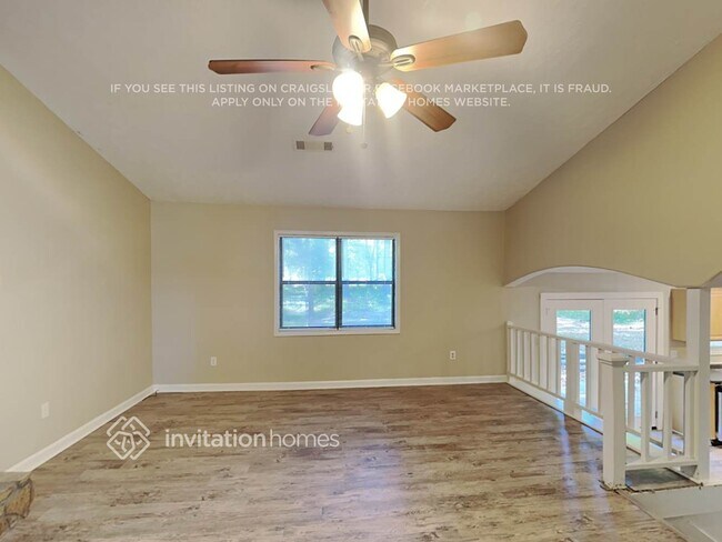 Building Photo - 2996 Fetlock Dr SW