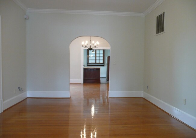 Living Rm view into Dining/Kitchen - 444 Walnut Ave SE