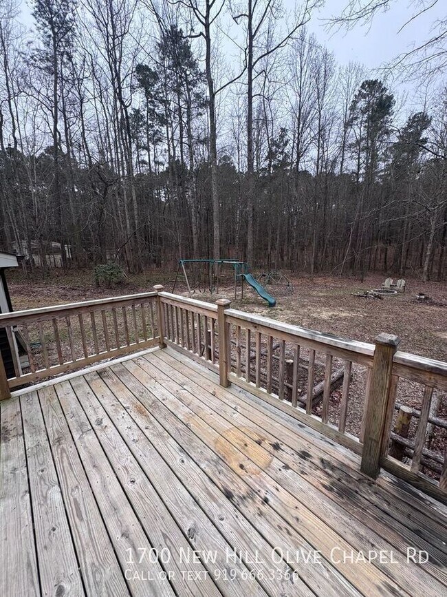 Foto del edificio - Charming 3 Bedroom Home Located In Apex NC